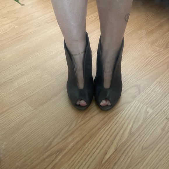 Elliott Lucca Alessandra Woven Cut-Out Leather Bootie - Picture 8 of 9